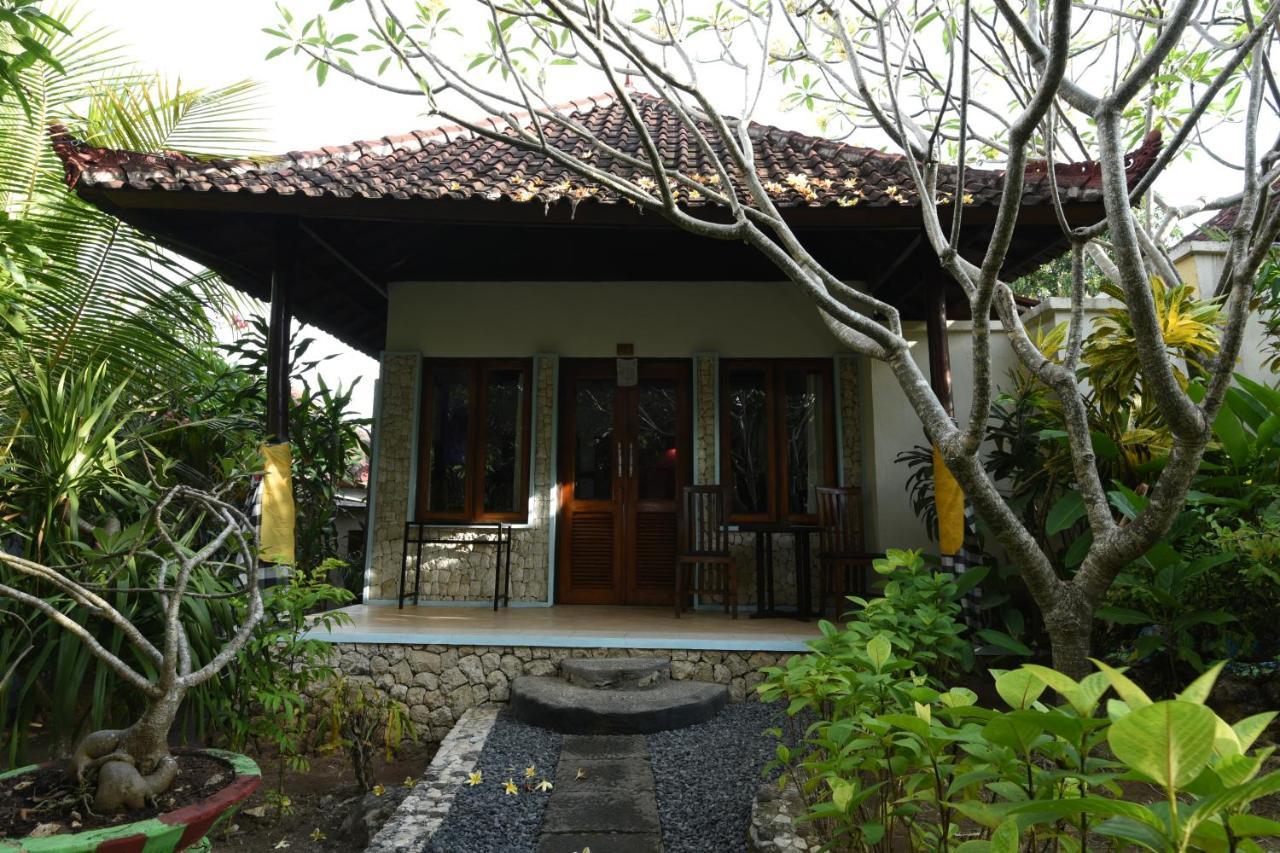 The Tanis Beach Resort Nusa Lembongan エクステリア 写真