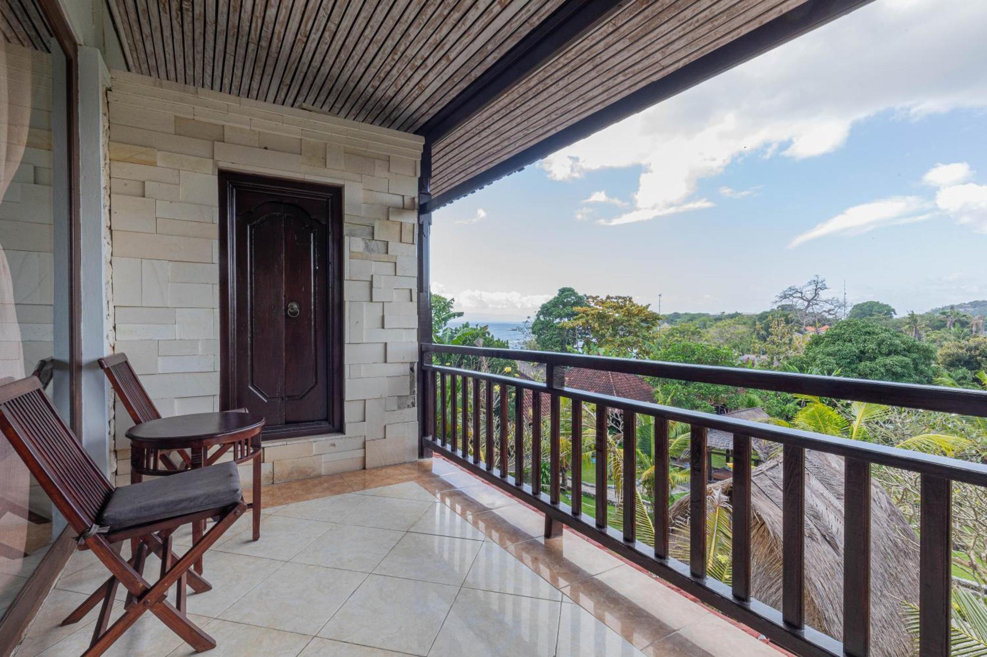 The Tanis Beach Resort Nusa Lembongan エクステリア 写真