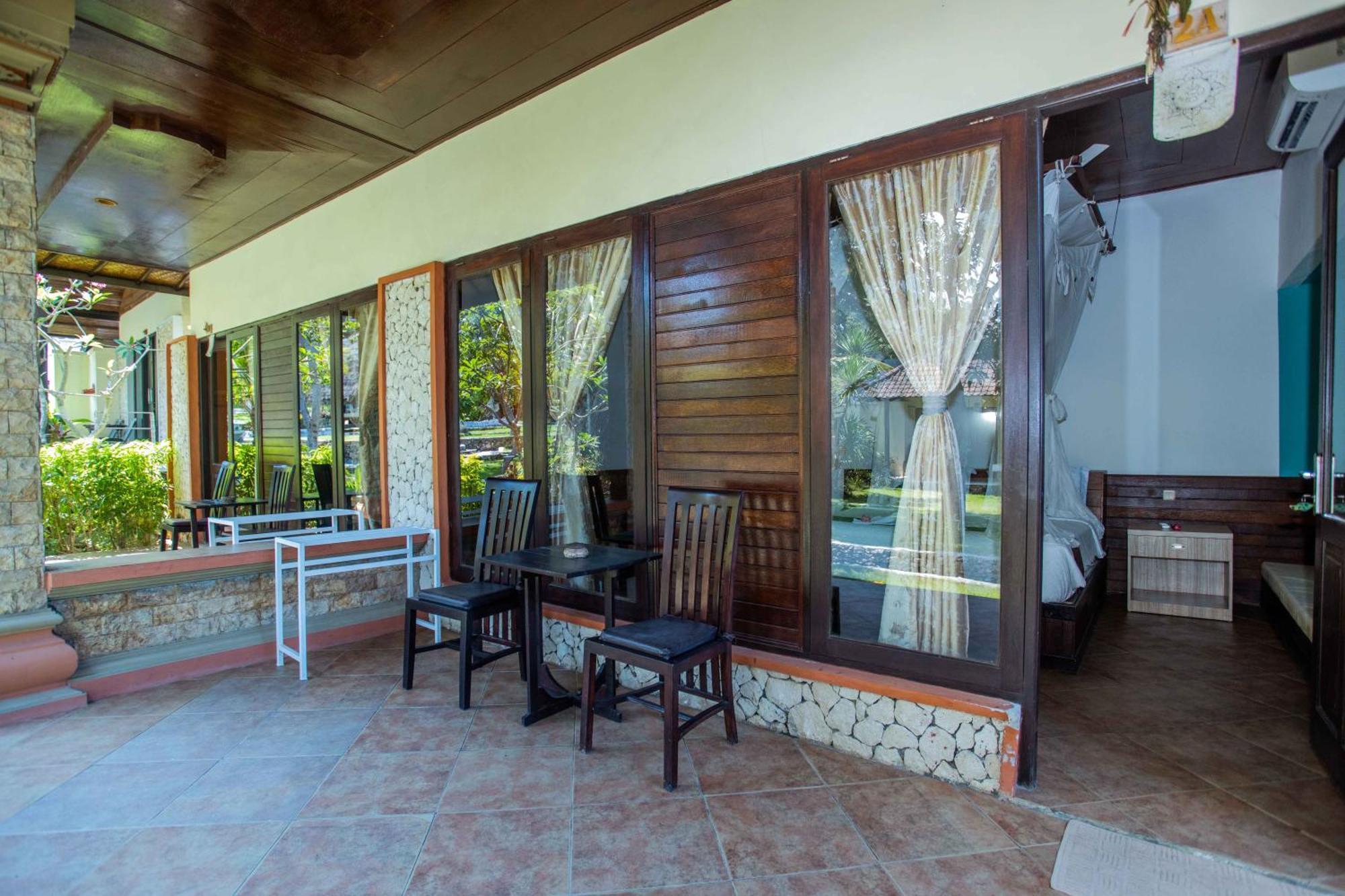 The Tanis Beach Resort Nusa Lembongan エクステリア 写真